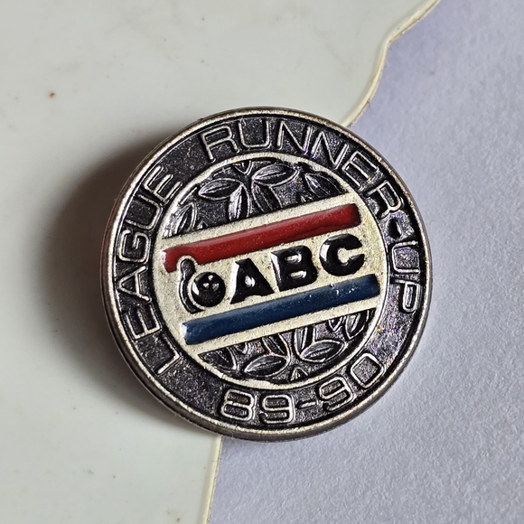 Vintage pin ABC American Bowling Congress League Runner-Up brooch - Picture 10 of 10